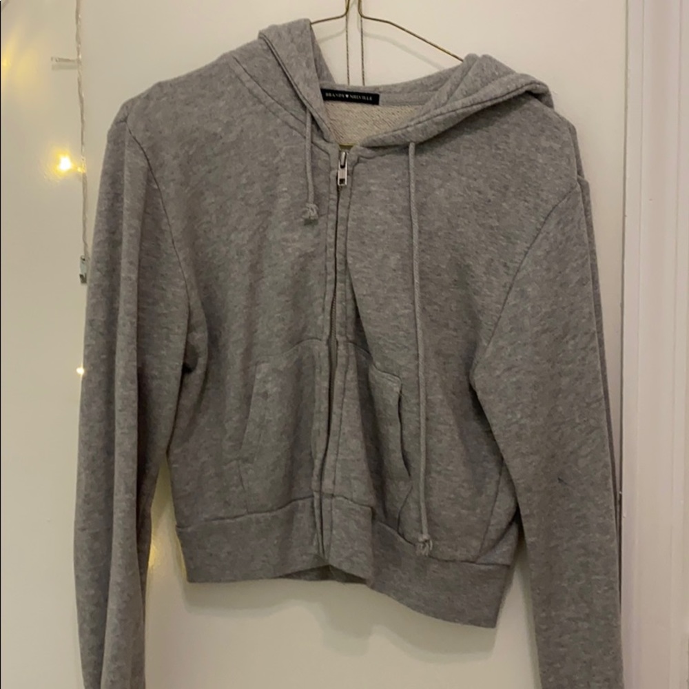 Cropped gray sweater
